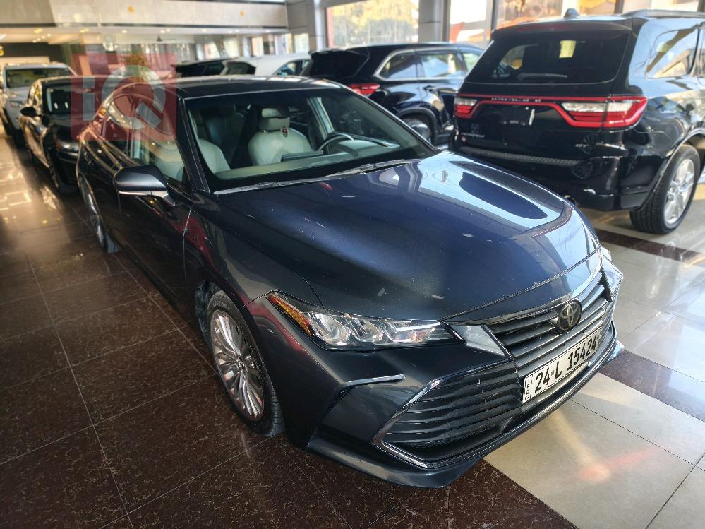 تۆیۆتا ئەڤەلۆن